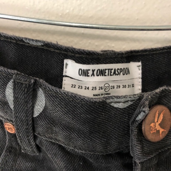 ONE X ONE TEASPOON BONITA black jean shorts 27. - Picture 5 of 8